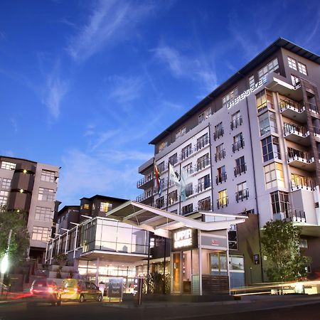 Doubletree By Hilton Cape Town Upper Eastside Hotel Exterior photo
