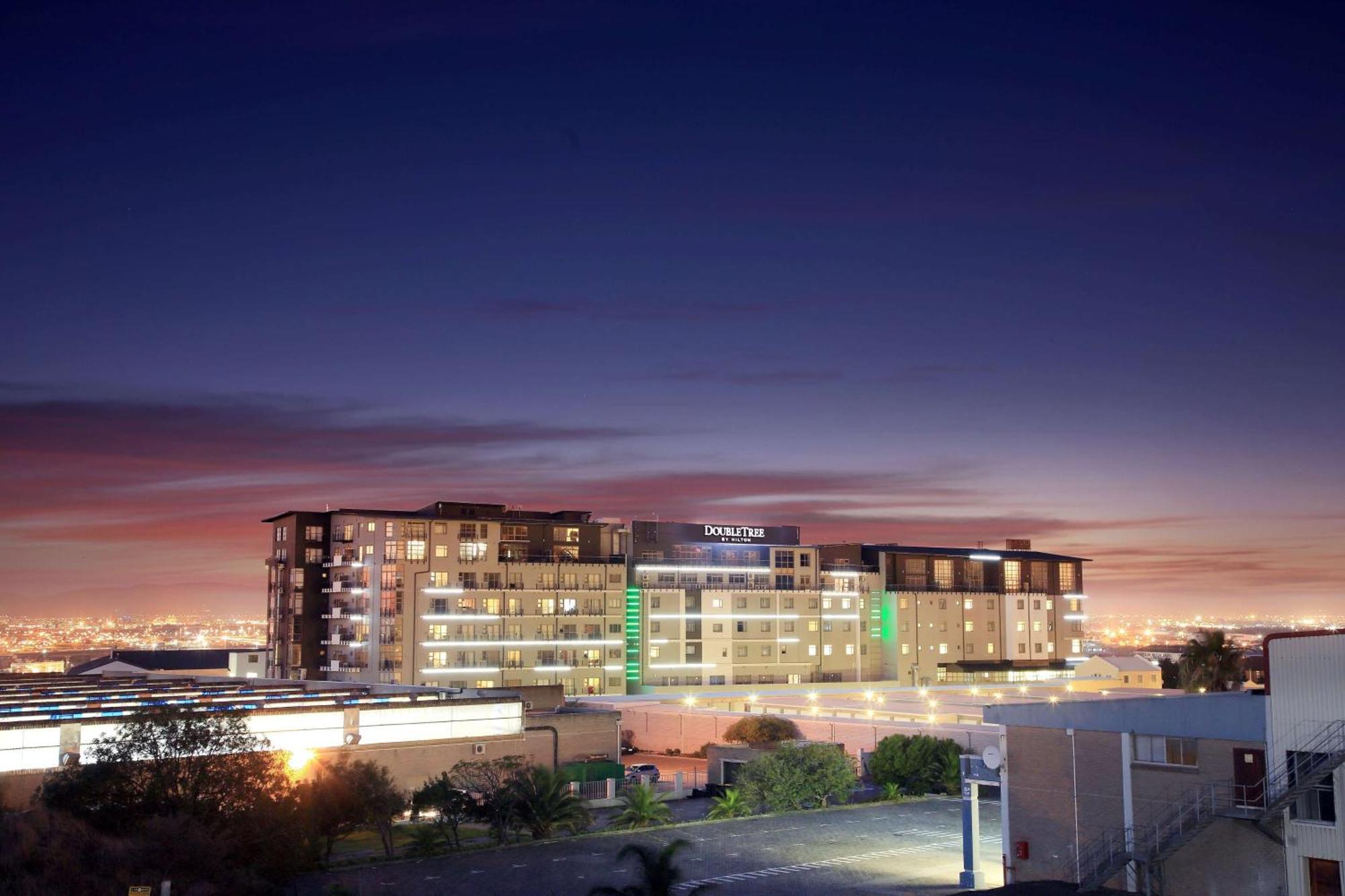 Doubletree By Hilton Cape Town Upper Eastside Hotel Exterior photo