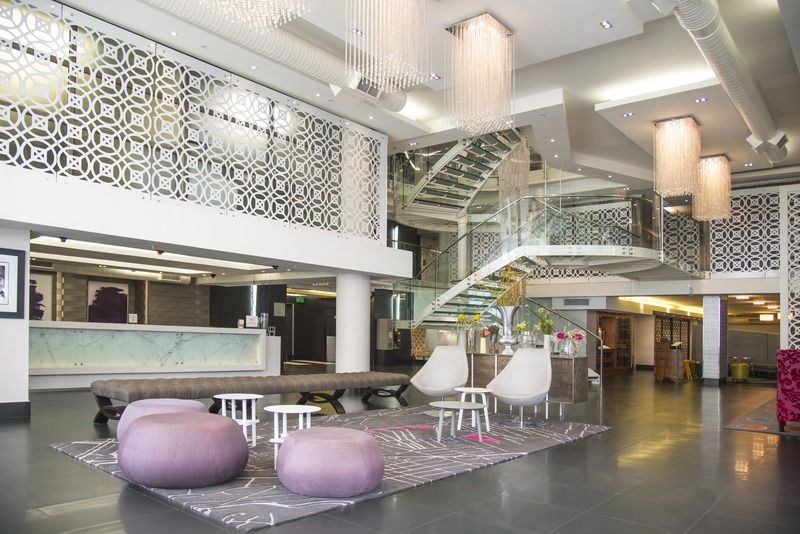 Doubletree By Hilton Cape Town Upper Eastside Hotel Exterior photo