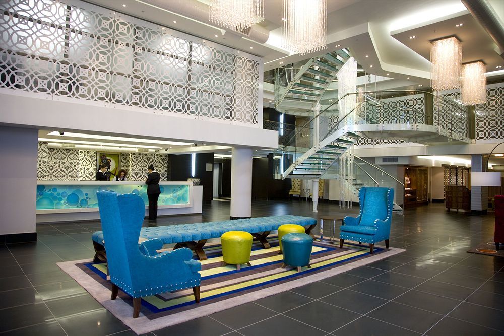 Doubletree By Hilton Cape Town Upper Eastside Hotel Exterior photo